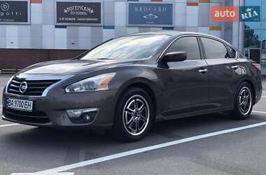 Nissan Altima  2013