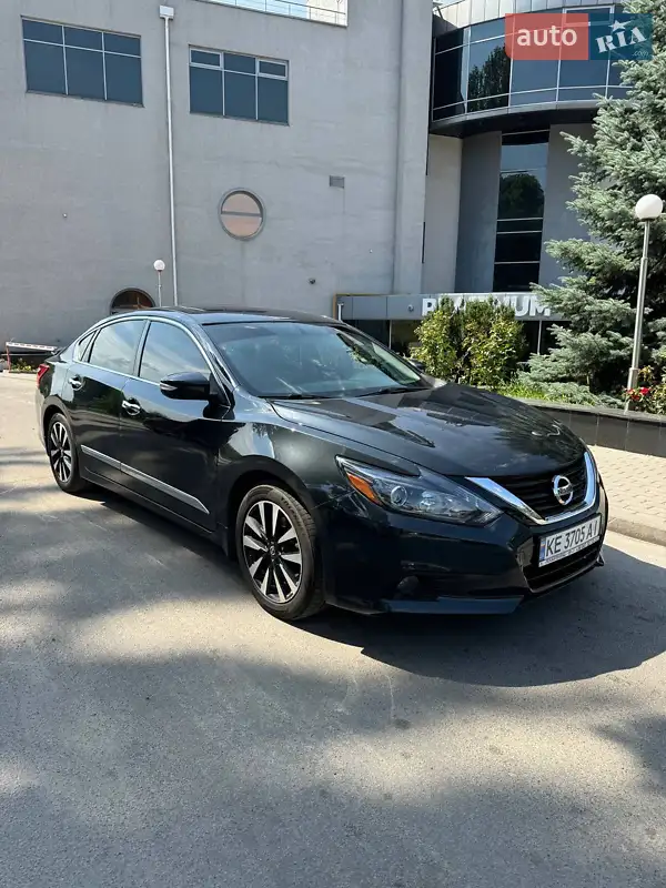 Nissan Altima