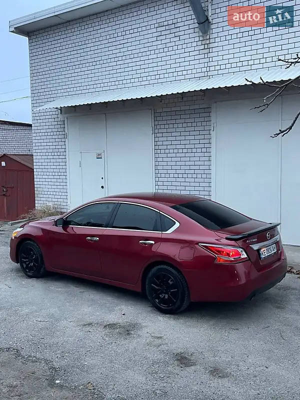 Nissan Altima