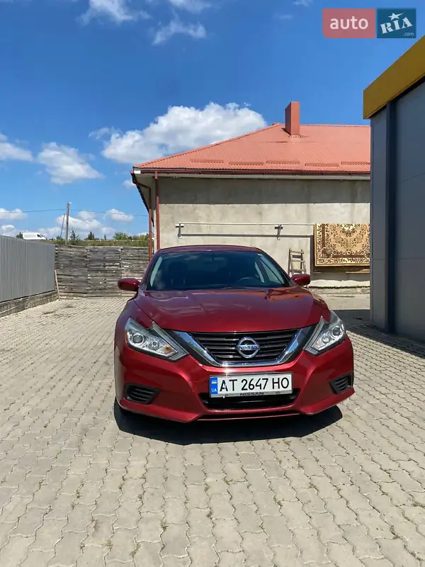 Nissan Altima