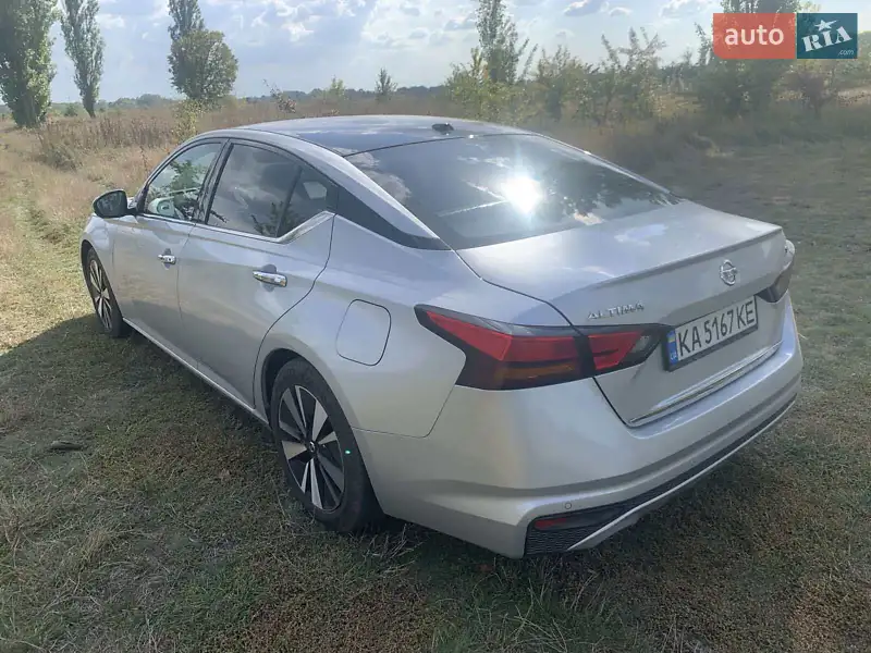 Nissan Altima 2018