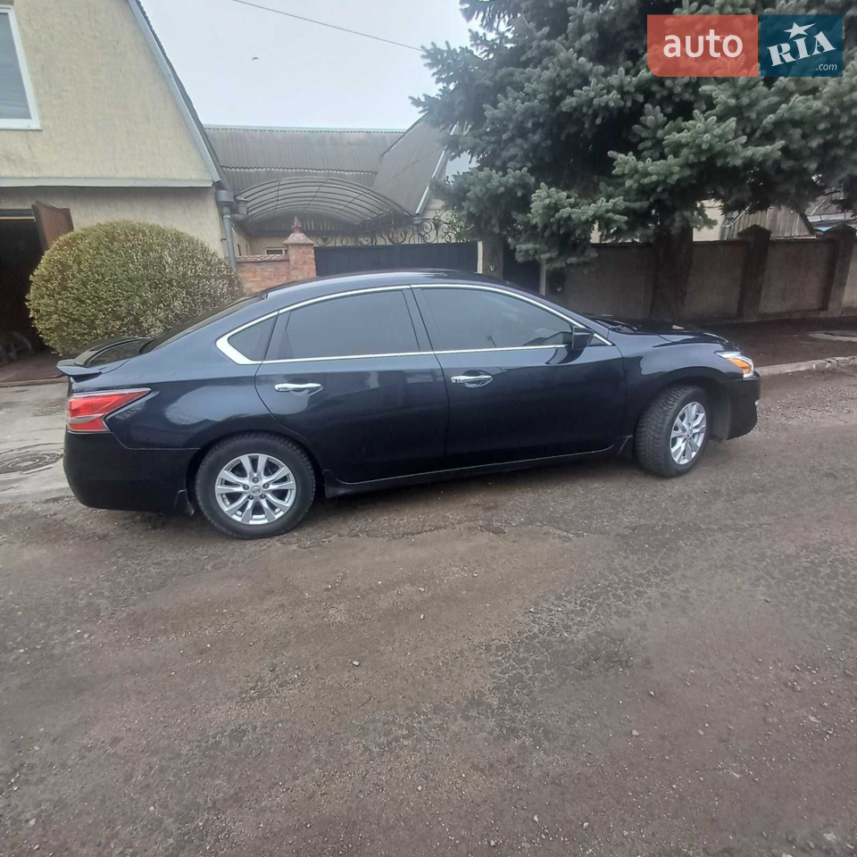 2014 Nissan Altima - фото 1