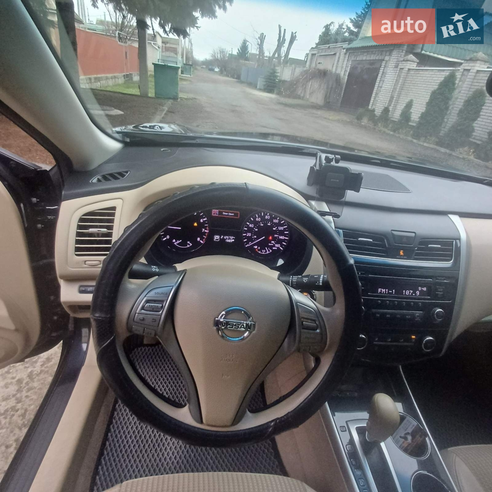 2014 Nissan Altima - мініатюра 2