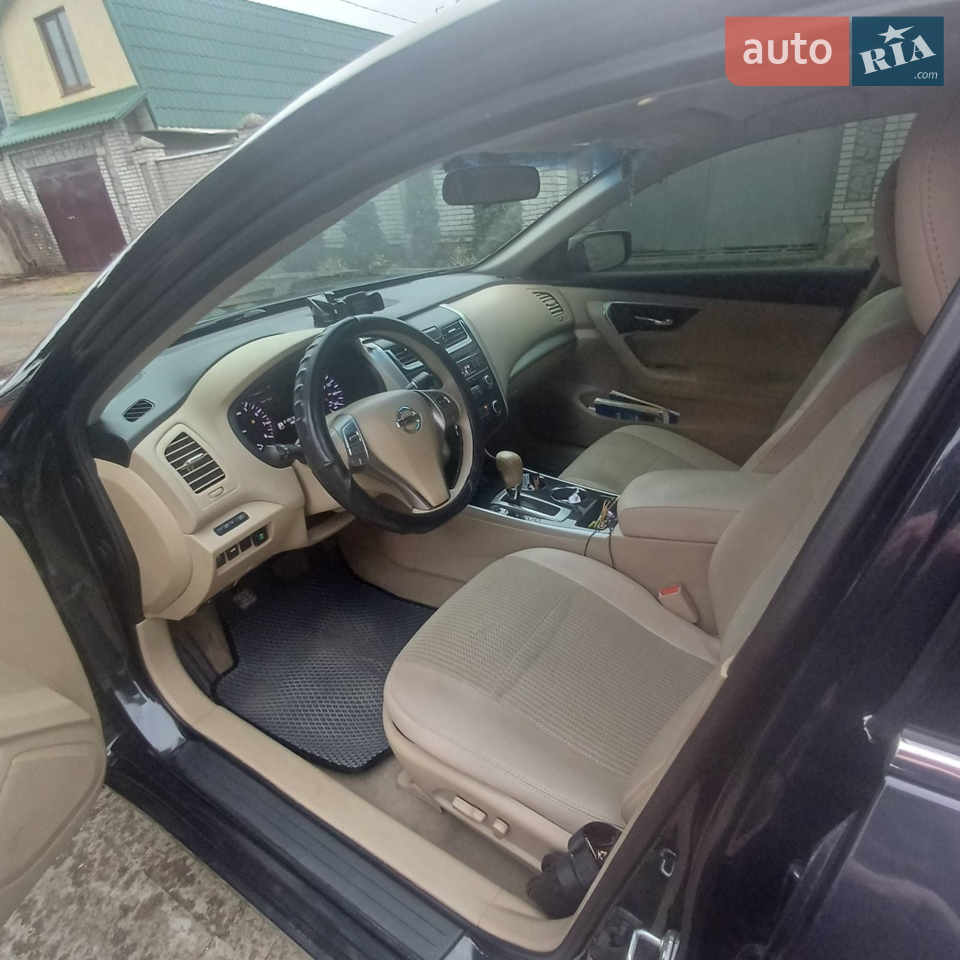 2014 Nissan Altima - мініатюра 3