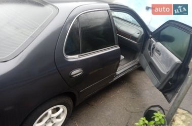 Nissan Altima  1995