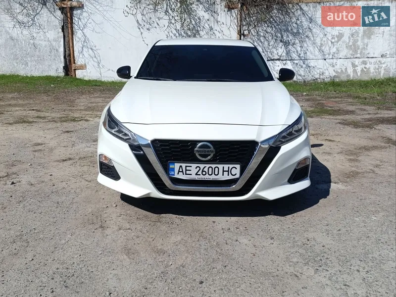 Nissan Altima