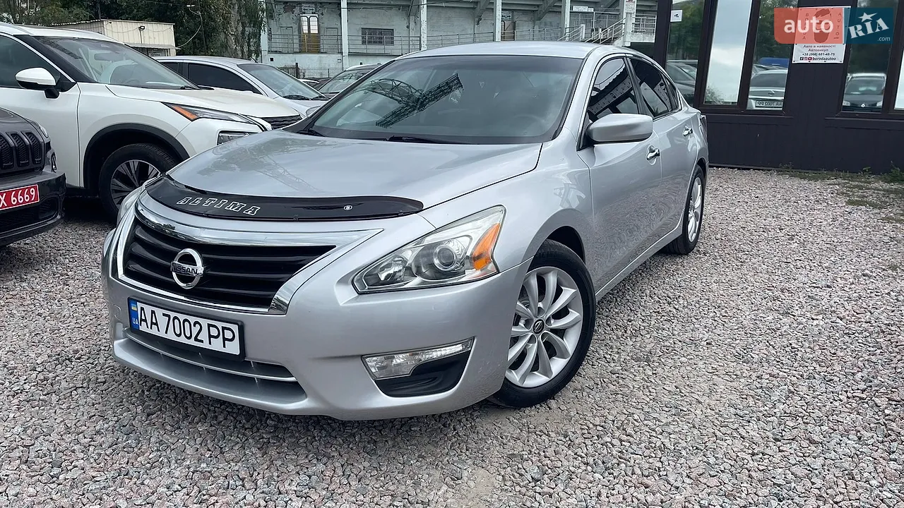 2015 Nissan Altima - фото 1