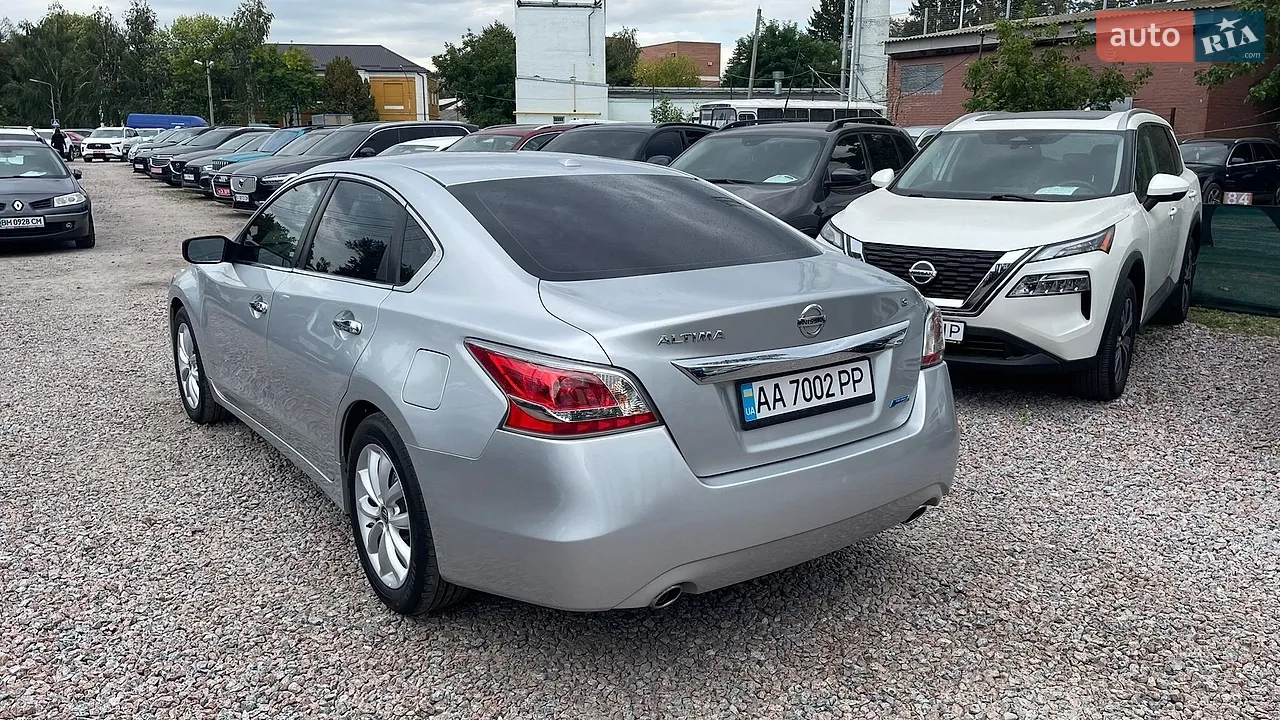 2015 Nissan Altima - мініатюра 5