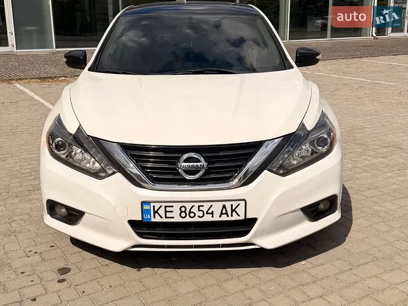 Nissan Altima