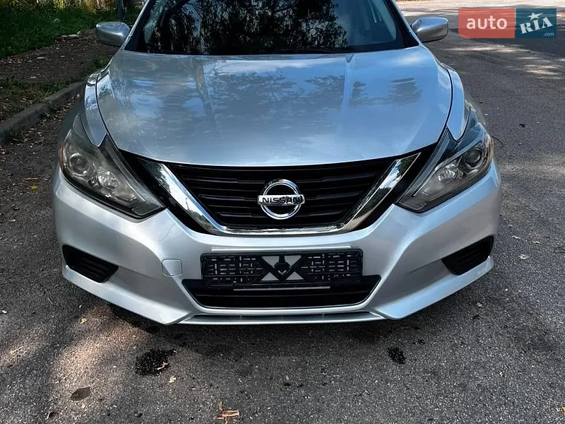 Nissan Altima