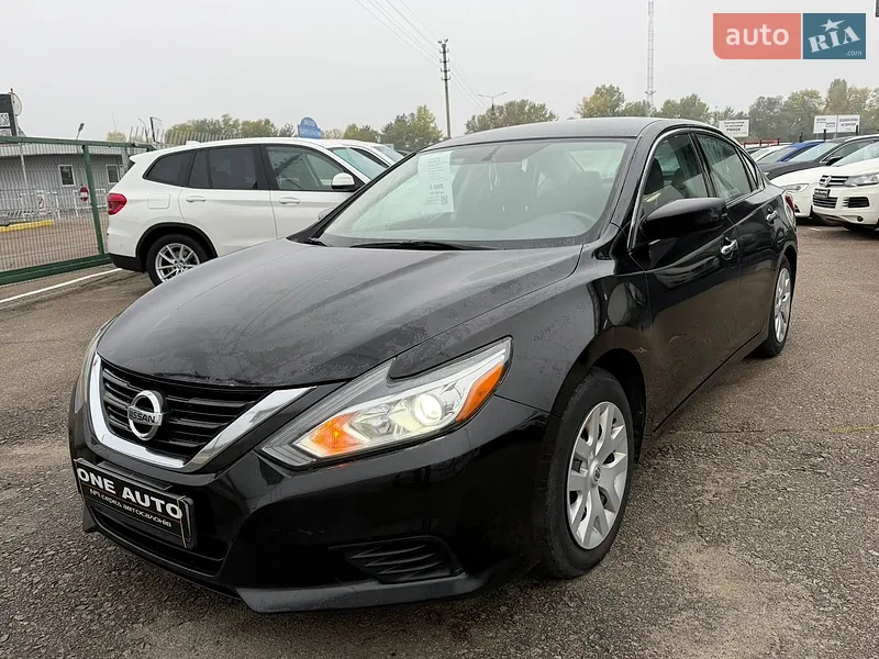 Nissan Altima