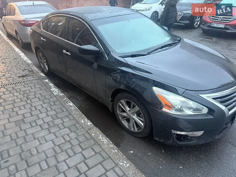 Nissan Altima