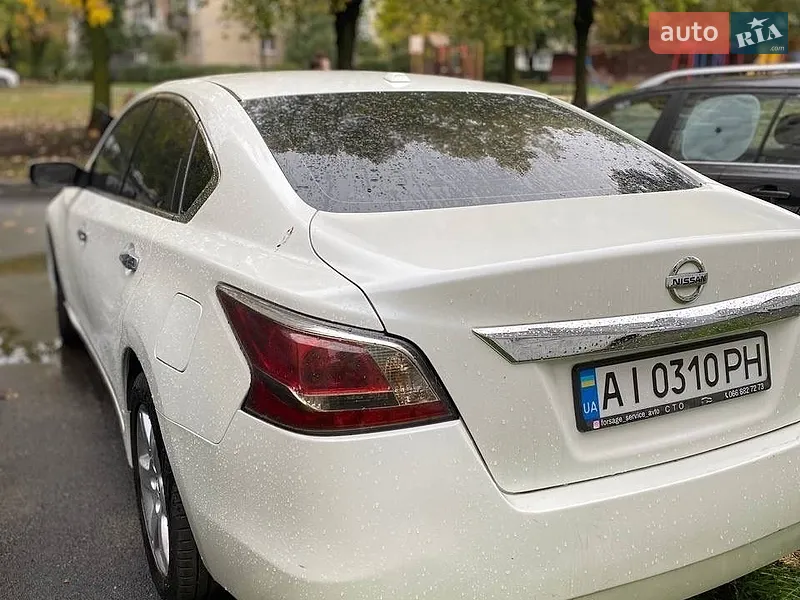 Nissan Altima
