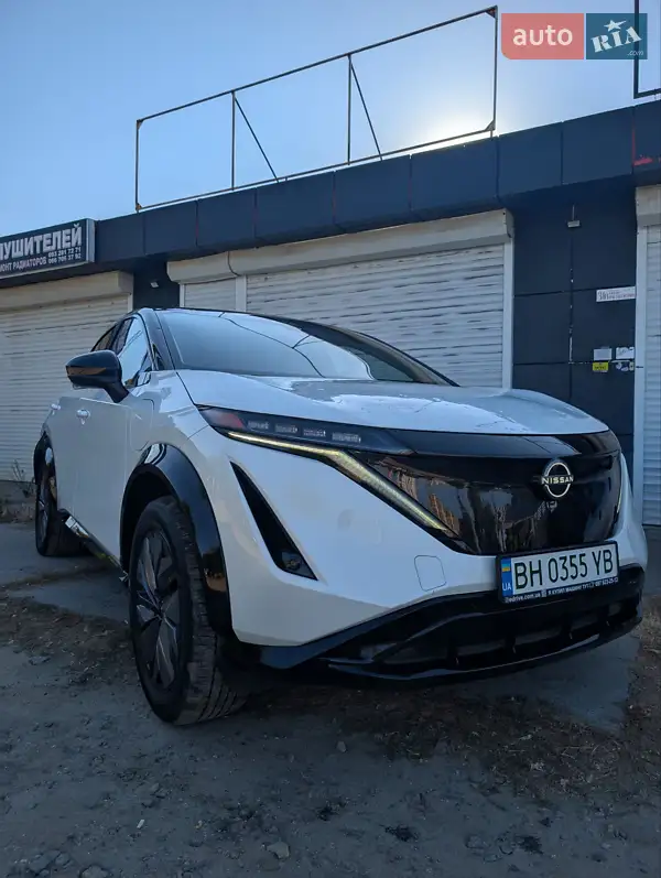 Nissan Ariya 2023