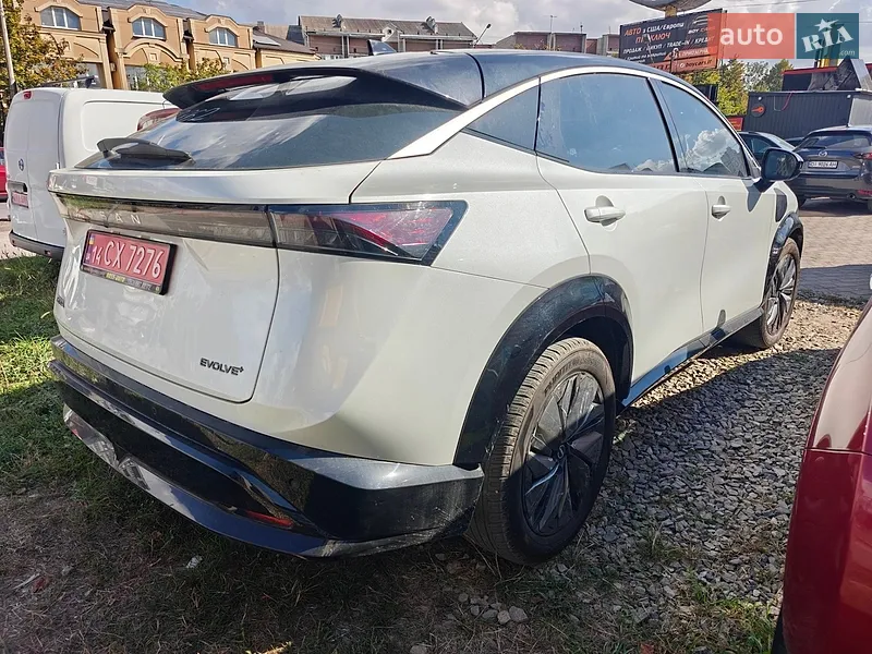 Nissan Ariya 2023