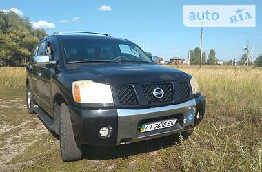 Nissan Armada  2003