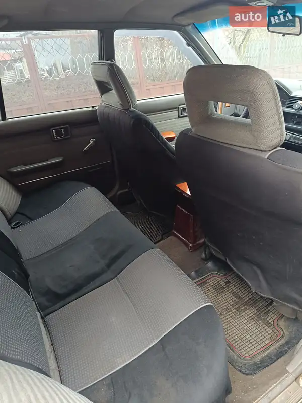 Nissan Bluebird 1987