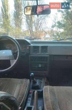 Nissan Bluebird  1987