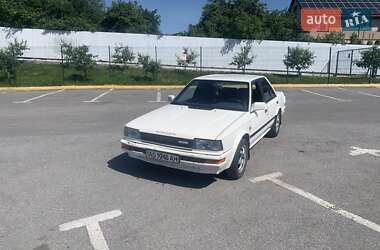 Nissan Bluebird  1987