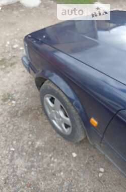 Nissan Bluebird  1985