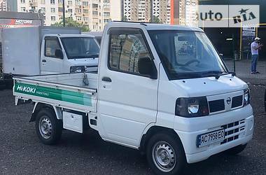 Nissan Clipper  2011
