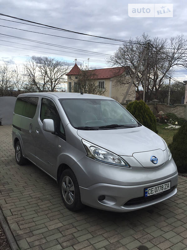 Nissan e-NV200