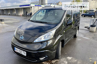 Nissan e-NV200  2014