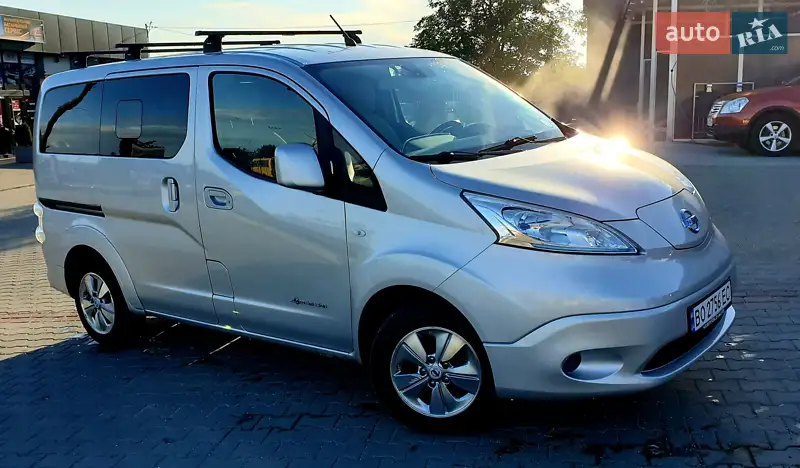 Nissan e-NV200