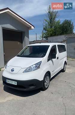 Nissan e-NV200  2014
