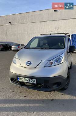 Nissan e-NV200 2014