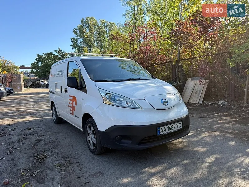 Nissan e-NV200