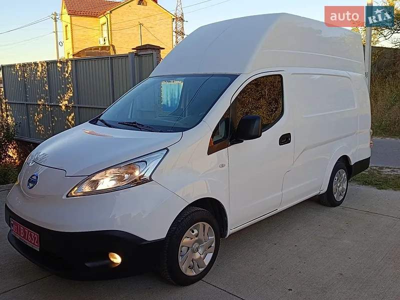 Nissan e-NV200