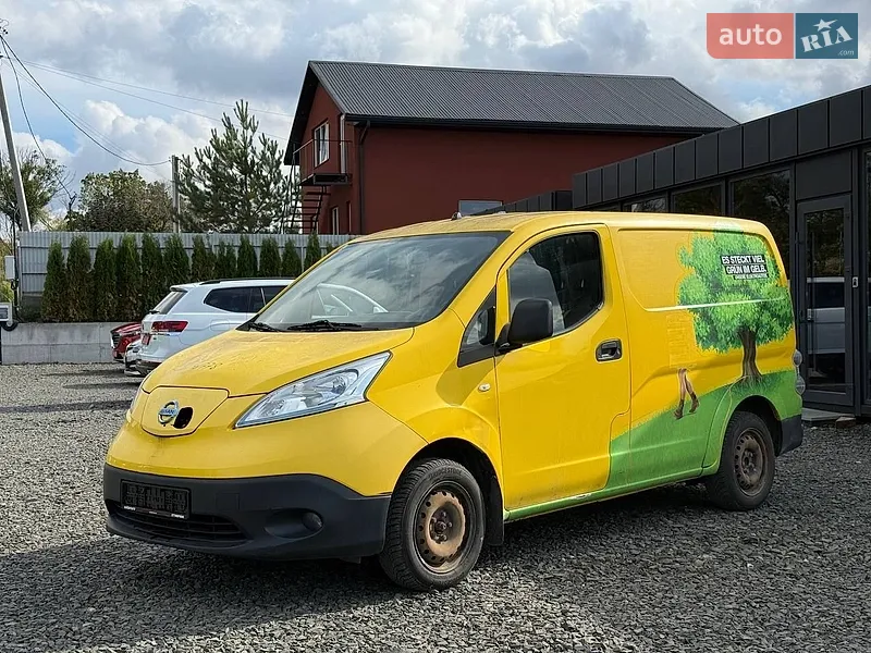 Nissan e-NV200 2016