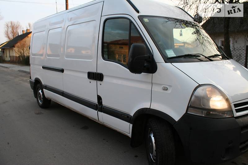 Nissan Interstar 2005 года
