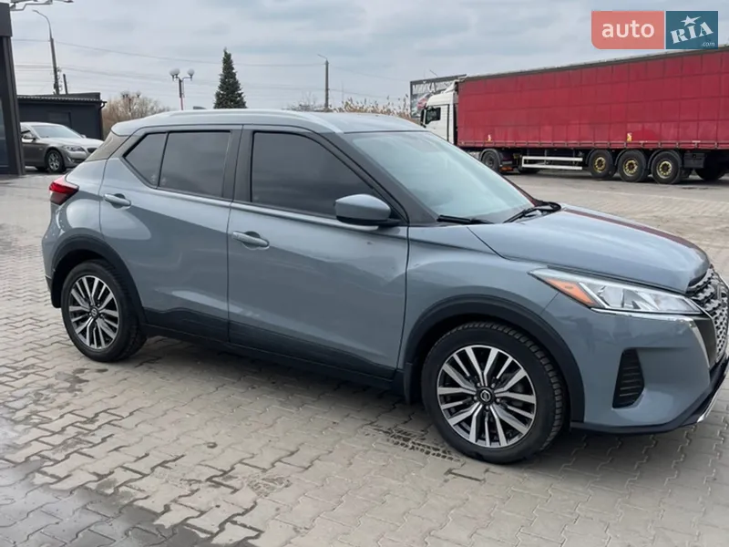 Nissan Kicks