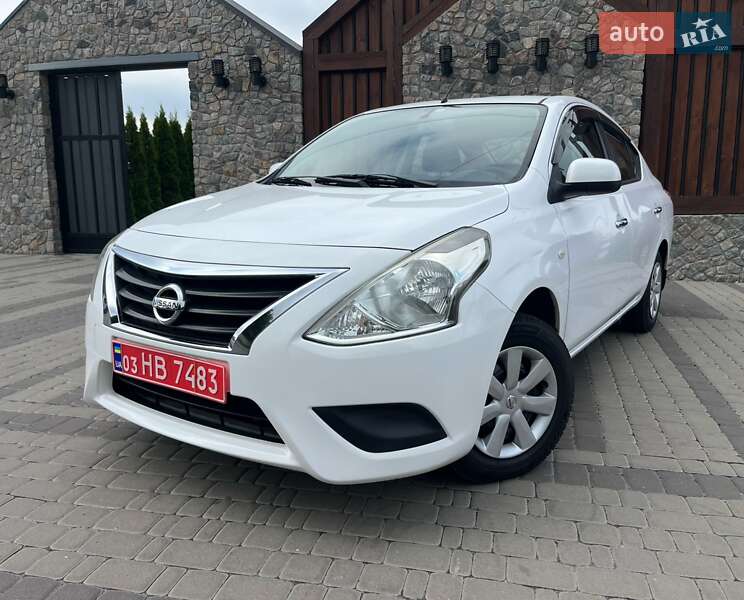 Nissan Latio
