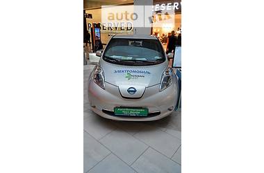 Nissan Leaf S 2013