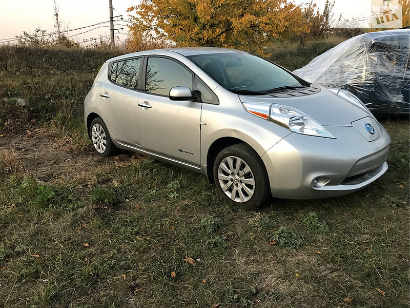 Nissan Leaf 2014 года