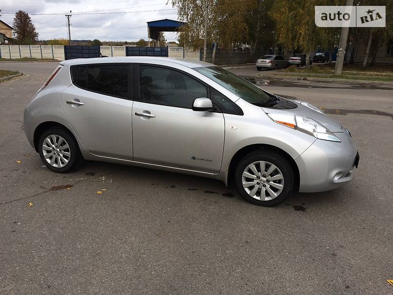 Nissan Leaf 2014 года