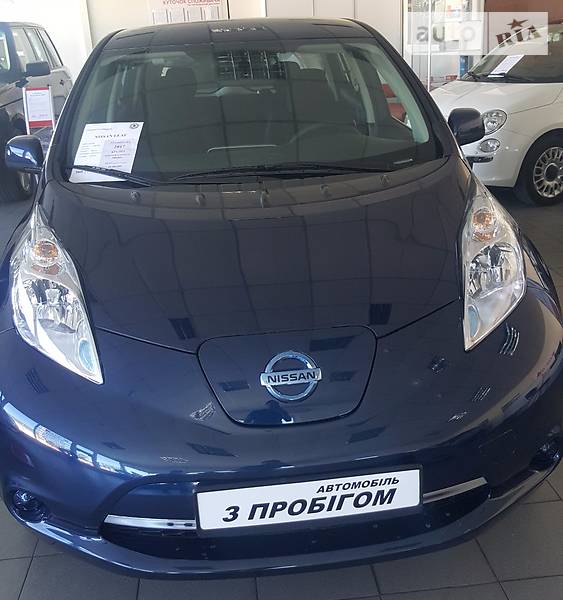 Nissan Leaf 2017 года