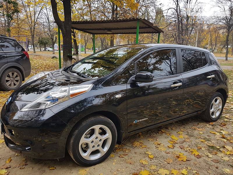 Nissan Leaf 2014 года