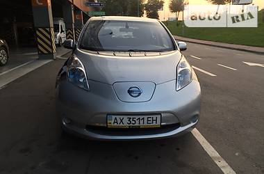 Nissan Leaf S 2013