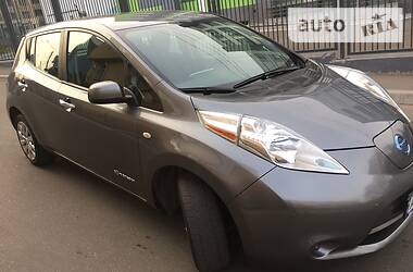 Nissan Leaf  2014