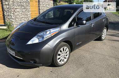 Nissan Leaf S 2013