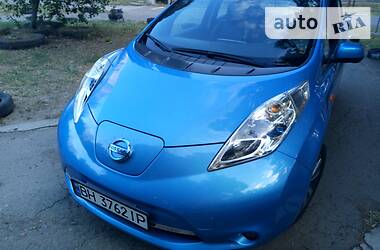 Nissan Leaf  2013