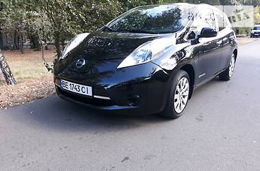 Nissan Leaf  2013