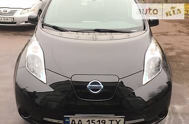 Nissan Leaf  2013