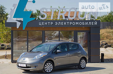 Nissan Leaf S 2016