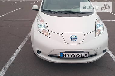 Nissan Leaf  2013