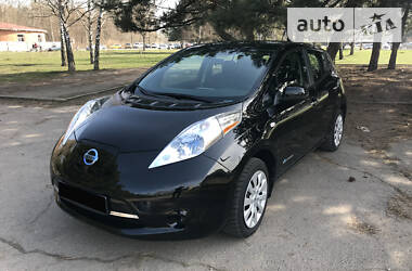 Nissan Leaf  2013